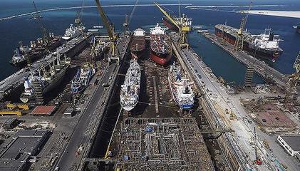 造船业景气度持续攀升，中国两大船企上半年业绩亮眼